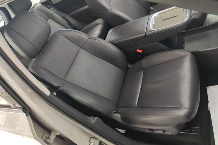 Used Leapmotor B10 2025 510 Joyful Edition Right Front Seat