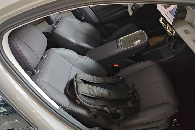 Used Leapmotor B10 2025 510 Joyful Edition Right Front Seat