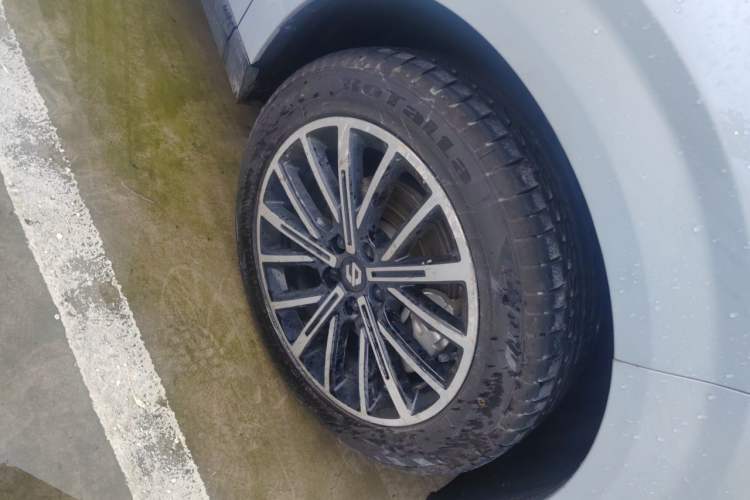 Used Leapmotor B10 2025 600 Joyful Edition Right Front Wheel Hub