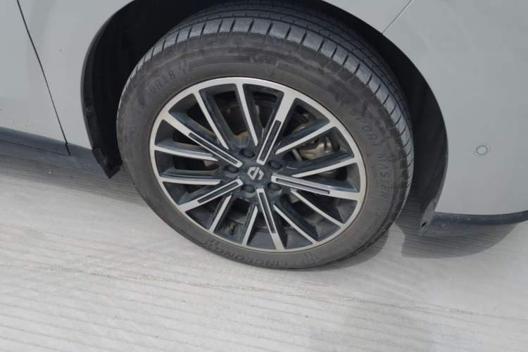 Used Leapmotor B10 2025 510 Joyful Edition Right Front Wheel Hub