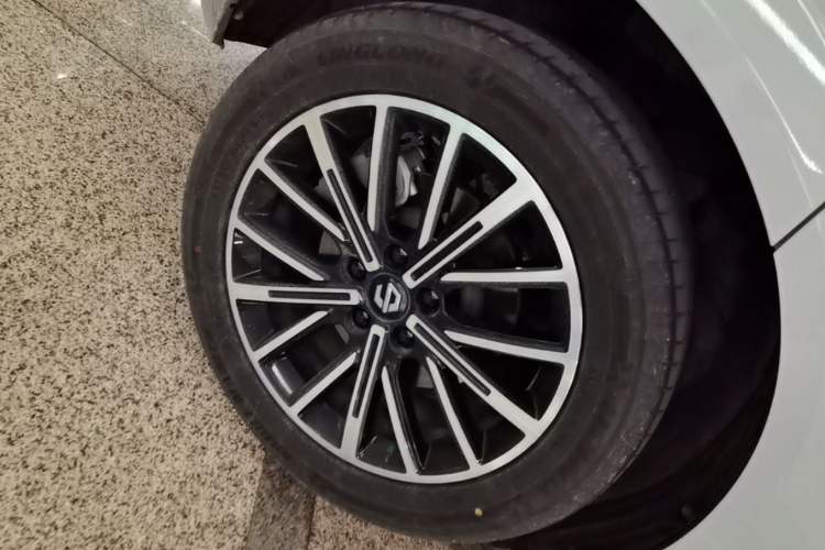 Used Leapmotor B10 2025 510 Joyful Edition Right Rear Wheel Hub