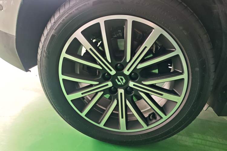 Used Leapmotor B10 2025 510 Joyful Edition Right Rear Wheel Hub