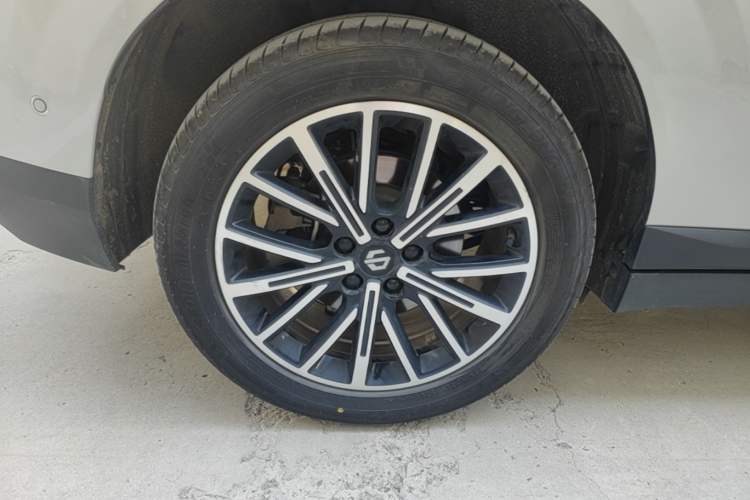 Used Leapmotor B10 2025 510 Joyful Edition Right Rear Wheel Hub