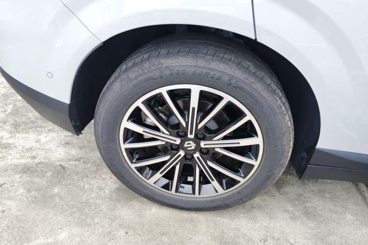 Used Leapmotor B10 2025 600 LiDAR Version Right Rear Wheel Hub