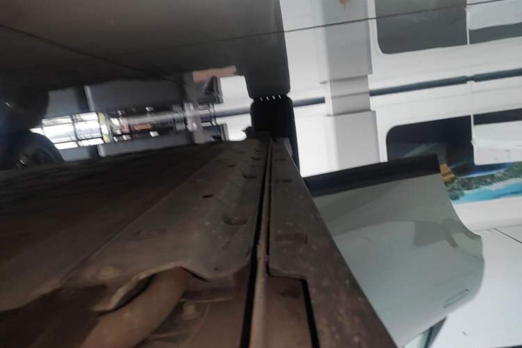 Used Leapmotor B10 2025 510 Joyful Edition Right Side Sill