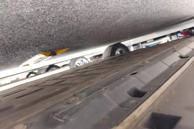 Used Leapmotor B10 2025 510 Joyful Edition Right Side Sill