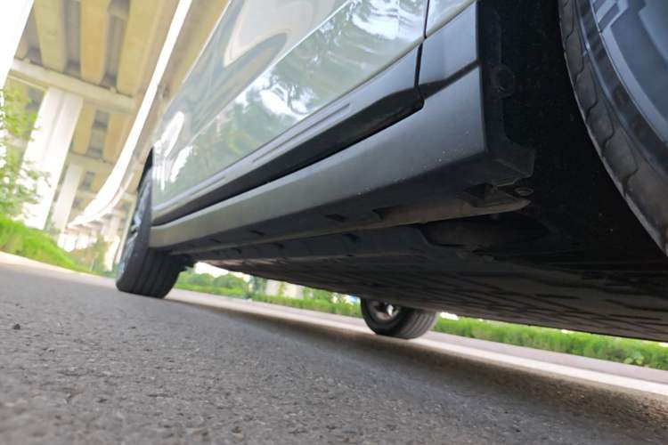 Used Leapmotor B10 2025 510 Joyful Edition Right Side Sill