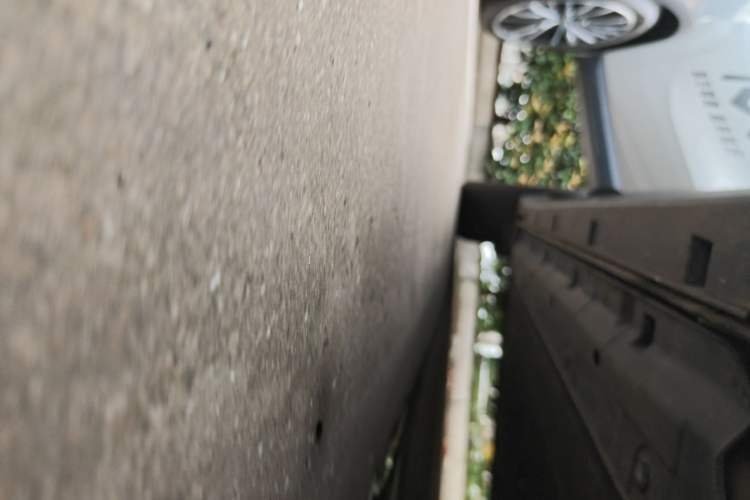 Used Leapmotor B10 2025 510 Joyful Edition Right Side Sill