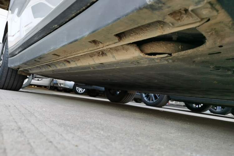 Used Leapmotor B10 2025 510 Joyful Edition Right Side Sill
