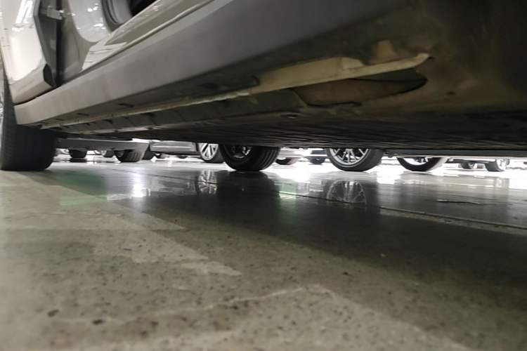 Used Leapmotor B10 2025 510 Joyful Edition Right Side Sill