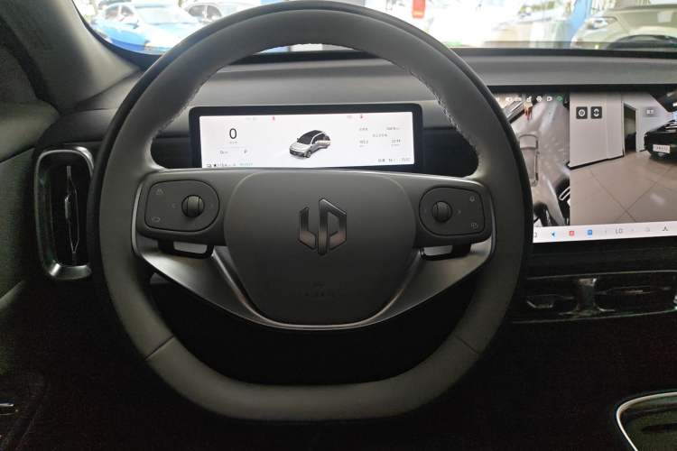 Used Leapmotor B10 2025 510 Joyful Edition Steering Wheel