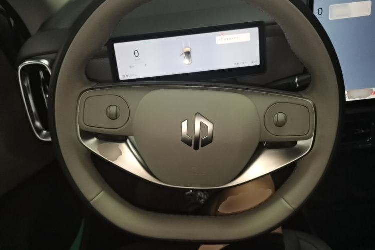 Used Leapmotor B10 2025 510 Joyful Edition Steering Wheel