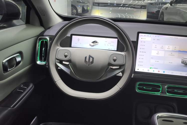Used Leapmotor B10 2025 510 Joyful Edition Steering Wheel