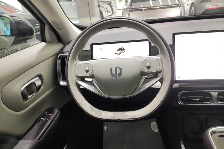 Used Leapmotor B10 2025 510 Joyful Edition Steering Wheel