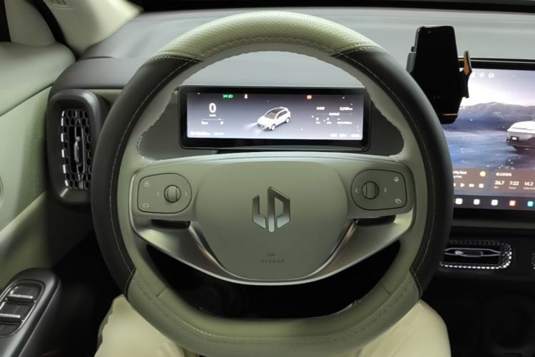 Used Leapmotor B10 2025 510 Joyful Edition Steering Wheel