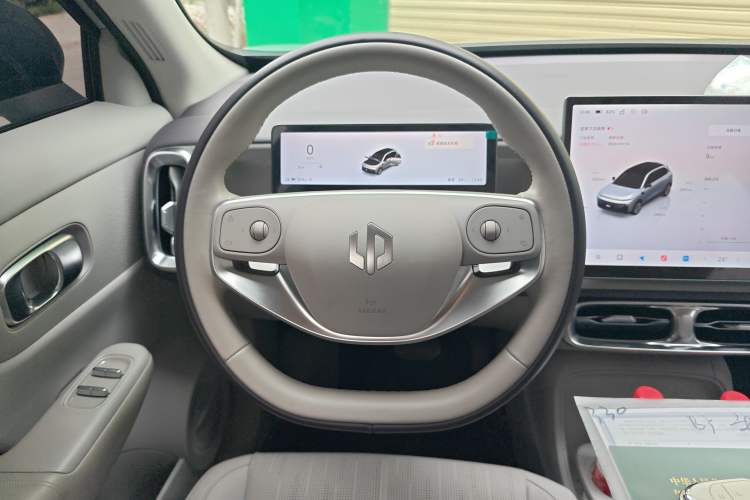 Used Leapmotor B10 2025 510 Joyful Edition Steering Wheel