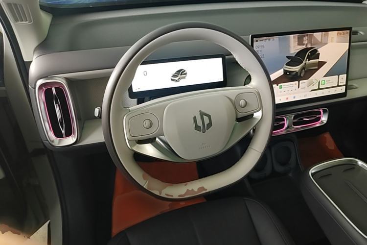 Used Leapmotor B10 2025 510 Joyful Edition Steering Wheel