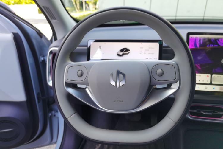 Used Leapmotor B10 2025 600 LiDAR Version Steering Wheel