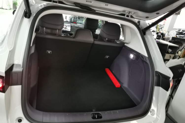 Used Leapmotor B10 2025 510 Joyful Edition Trunk
