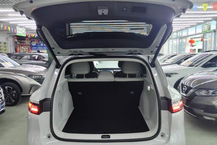 Used Leapmotor B10 2025 510 Joyful Edition Trunk