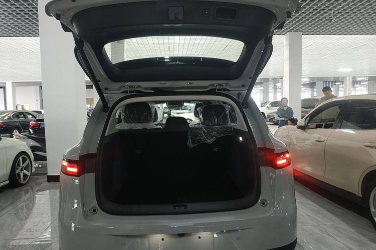 Used Leapmotor B10 2025 510 Joyful Edition Trunk