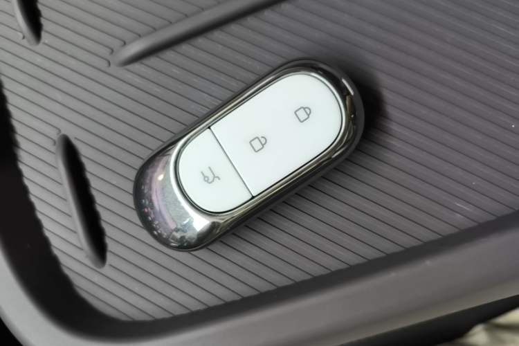 Used Leapmotor B10 2025 510 Joyful Edition Vehicle Key