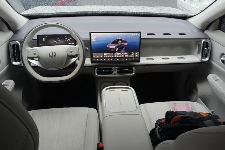 Used Leapmotor B10 2025 510 LiDAR Version Center Console