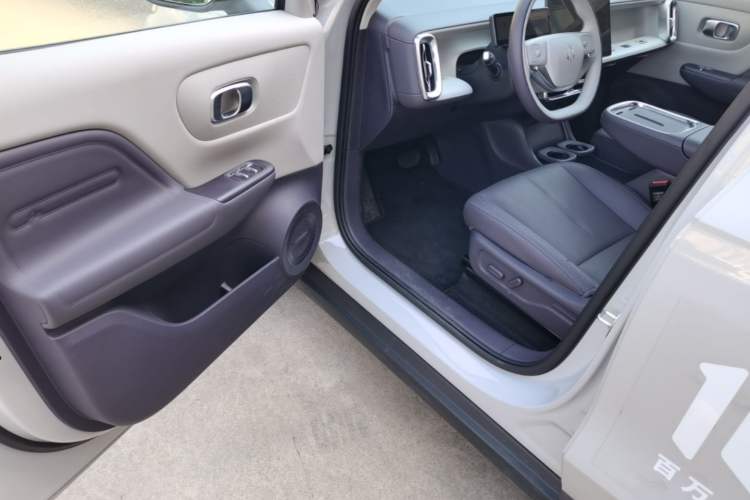 Used Leapmotor B10 2025 510 Joyful Edition Driver Seat