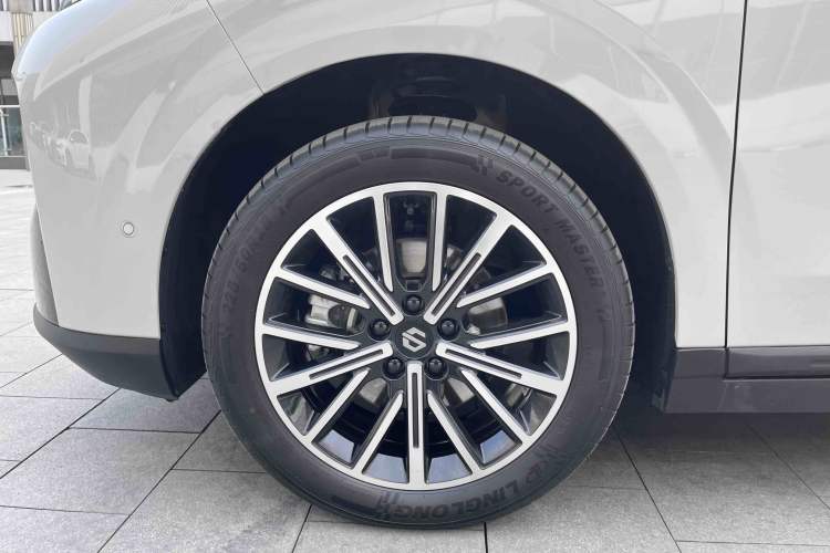 Used Leapmotor B10 2025 510 Joyful Edition Exterior 1