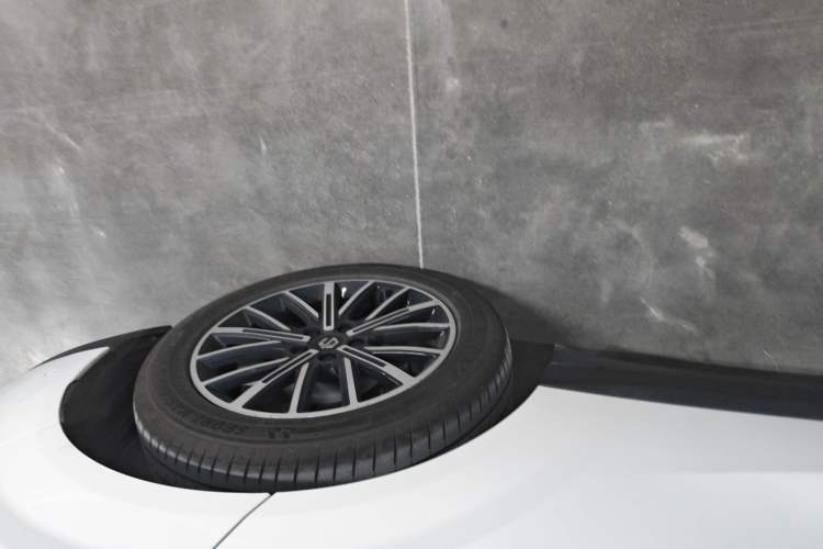 Used Leapmotor B10 2025 510 Joyful Edition Exterior 2