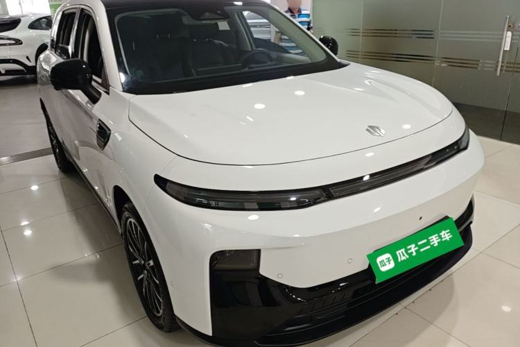 Used Leapmotor B10 2025 510 Joyful Edition Front Right 45 Deg