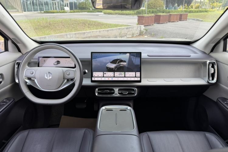 Used Leapmotor B10 2025 510 Joyful Edition Interior 1