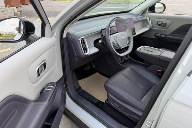 Used Leapmotor B10 2025 510 Joyful Edition Interior 5