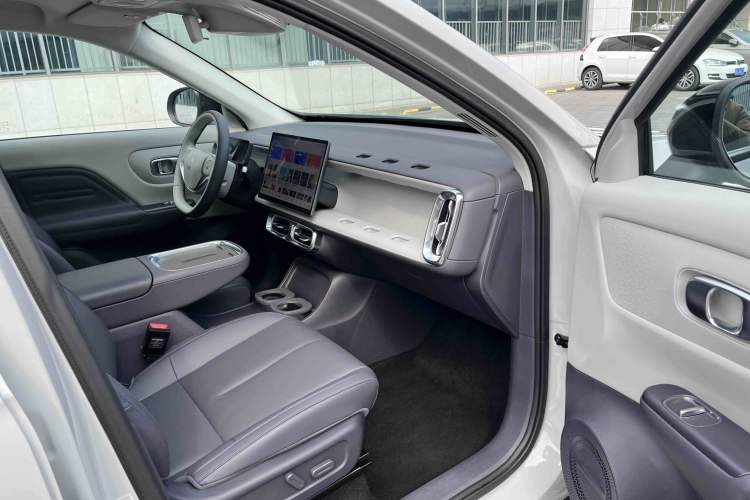 Used Leapmotor B10 2025 510 Joyful Edition Interior 7