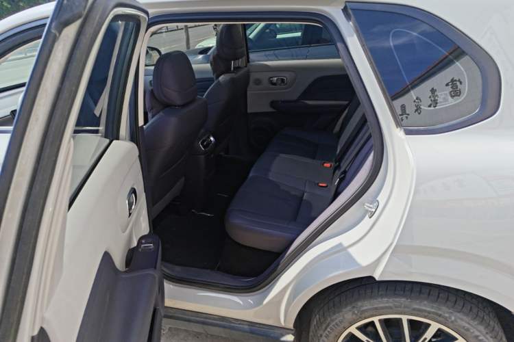 Used Leapmotor B10 2025 510 Joyful Edition Left Rear Seat