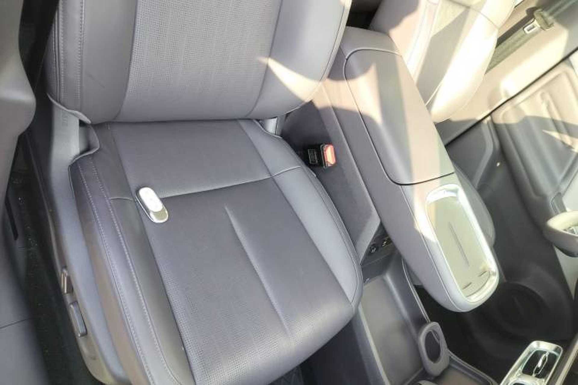 Used Leapmotor B10 2025 510 Joyful Edition Right Front Seat