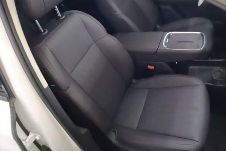 Used Leapmotor B10 2025 510 Joyful Edition Right Front Seat