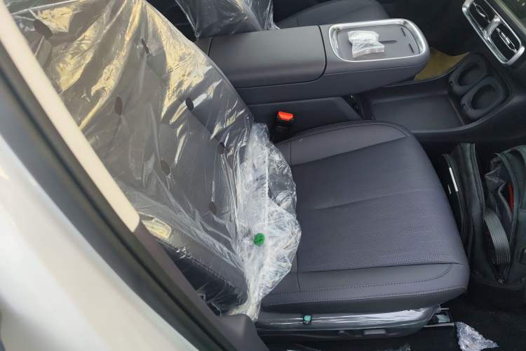 Used Leapmotor B10 2025 510 Joyful Edition Right Front Seat