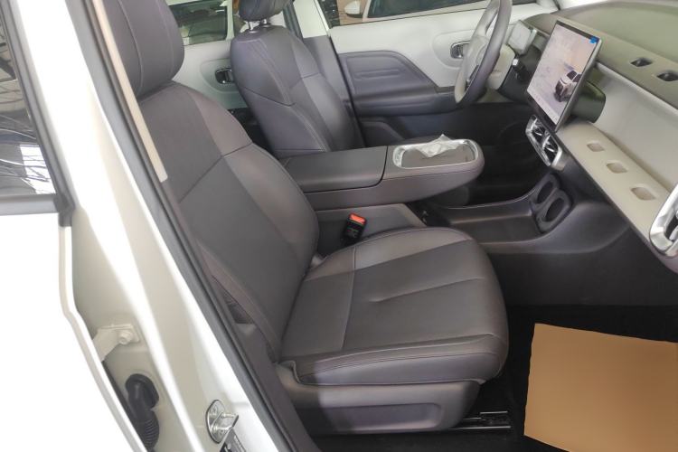 Used Leapmotor B10 2025 510 Comfort Edition Right Front Seat