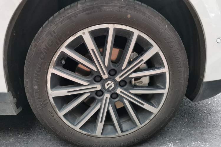 Used Leapmotor B10 2025 510 Joyful Edition Right Front Wheel Hub