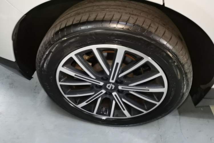 Used Leapmotor B10 2025 510 Joyful Edition Right Rear Wheel Hub