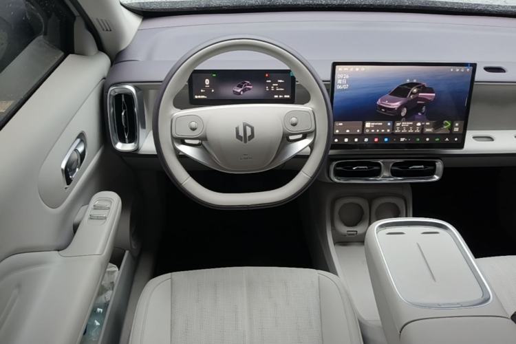 Used Leapmotor B10 2025 510 LiDAR Version Steering Wheel