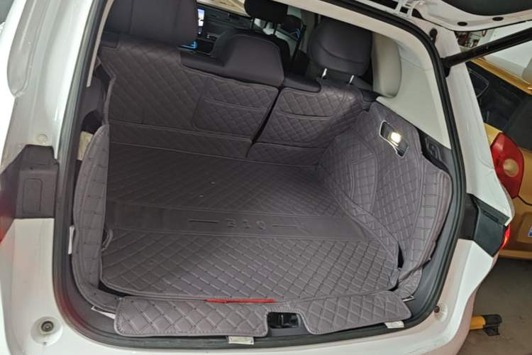 Used Leapmotor B10 2025 510 Joyful Edition Trunk
