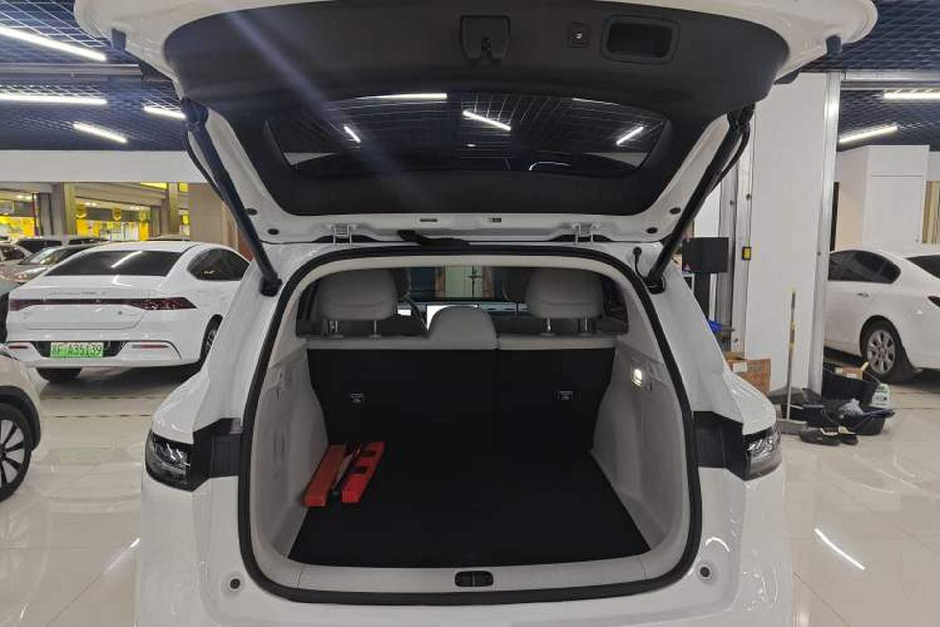Used Leapmotor B10 2025 510 LiDAR Version Trunk