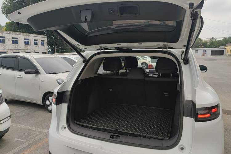 Used Leapmotor B10 2025 510 Joyful Edition Trunk