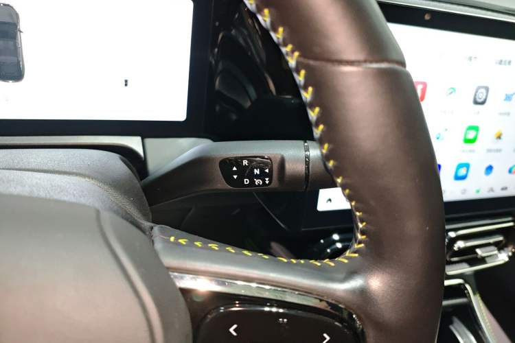 Used Leapmotor C01 2022 Four-Wheel Drive Dual-Motor High-Performance Version Gear Lever