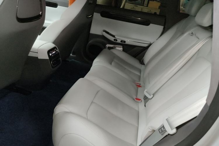 Used Leapmotor C01 2022 Four-Wheel Drive Dual-Motor Performance Version Interior 4