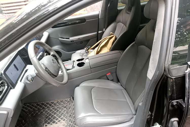 Used Leapmotor C01 2022 Rear-Drive Long-Range Version Left Front Seat