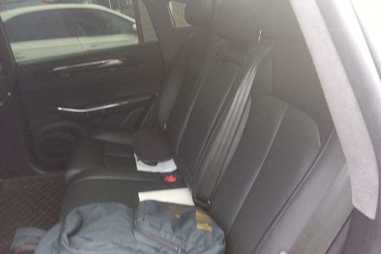 Used Leapmotor C01 2022 Four-Wheel Drive Dual-Motor Performance Version Left Rear Seat