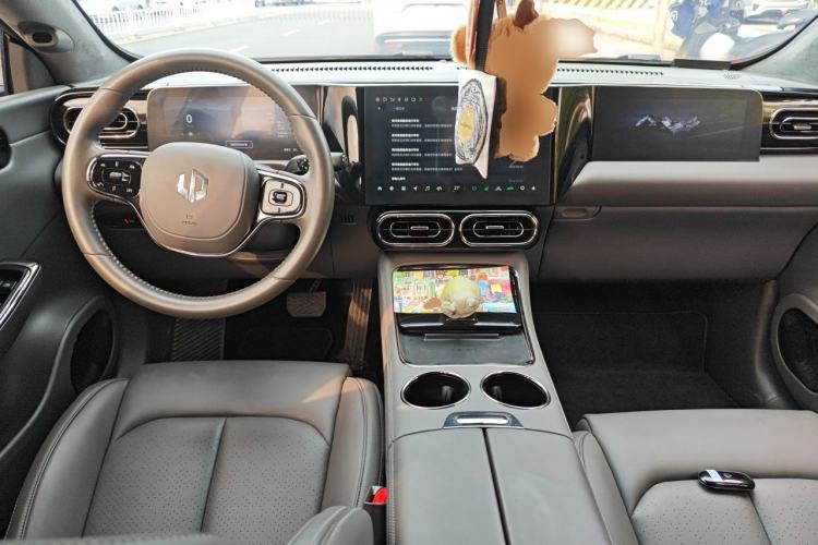 Used Leapmotor C01 2022 Rear-Drive Long-Range Version Center Console